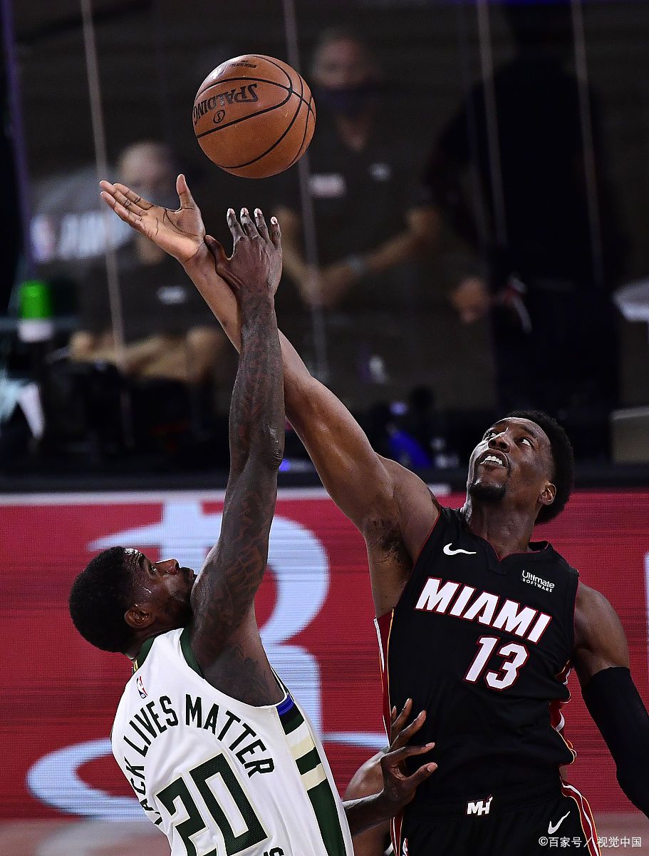 2025世俱杯官网-NBA豪强对决紧张激烈离奇瞬间让球迷热血沸腾的简单介绍